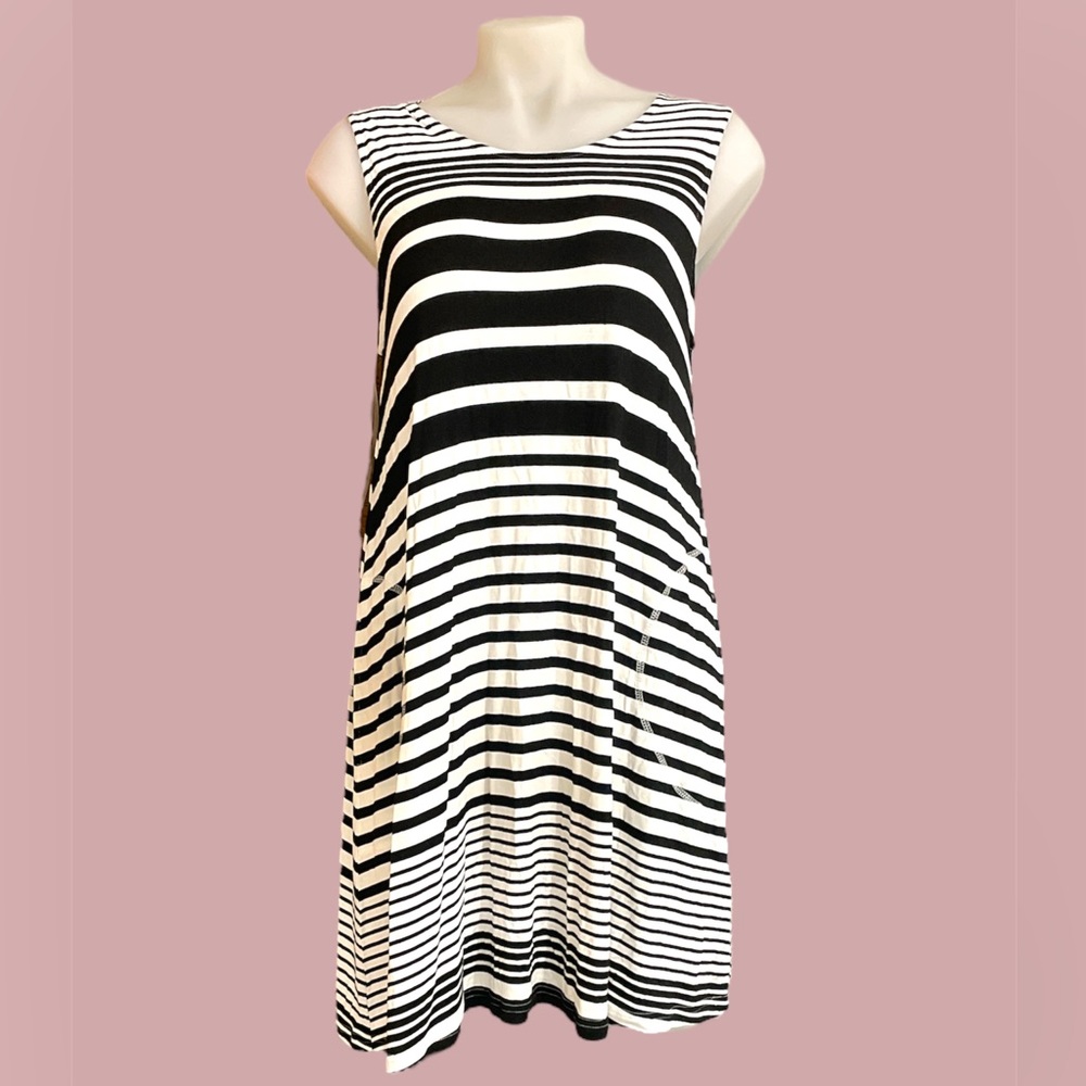 Pavement Kayla Dress - Picture 1 of 6